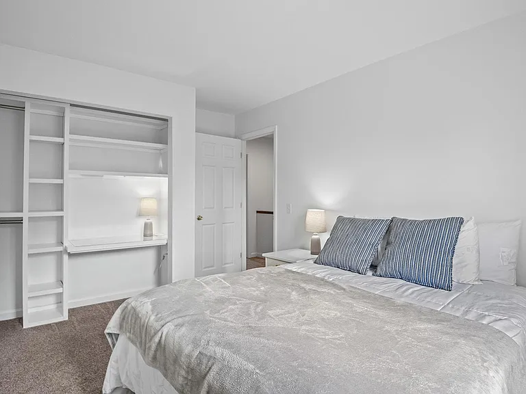 209 Errol Ln — Photo 24