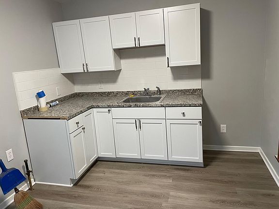 4th image of 28069 Kaufman St