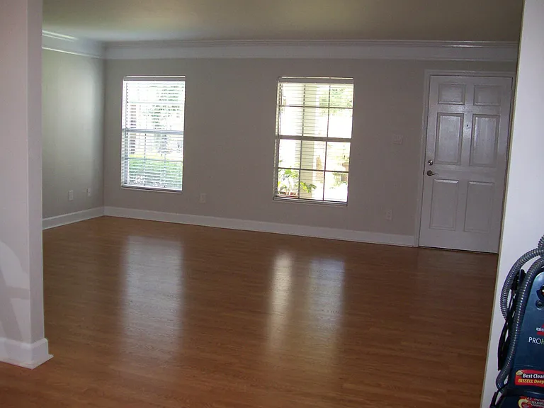 521 E 7th Ave #1 — Photo 6