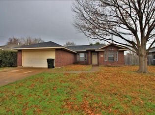 1007 Water Locust Dr, Bryan, TX 77803