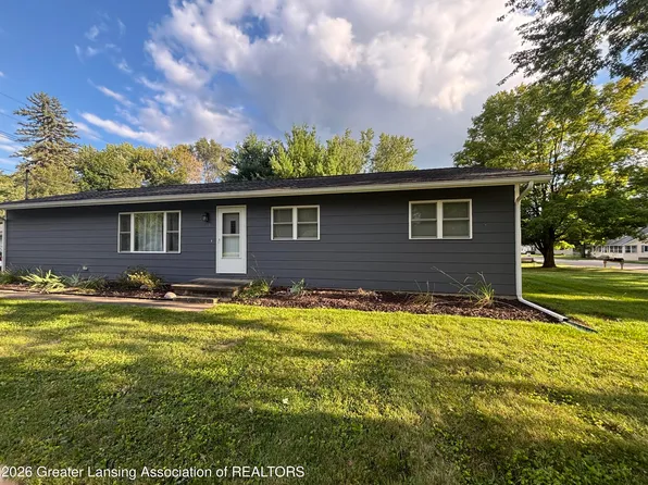 110 E Beech St, Webberville, MI 48892