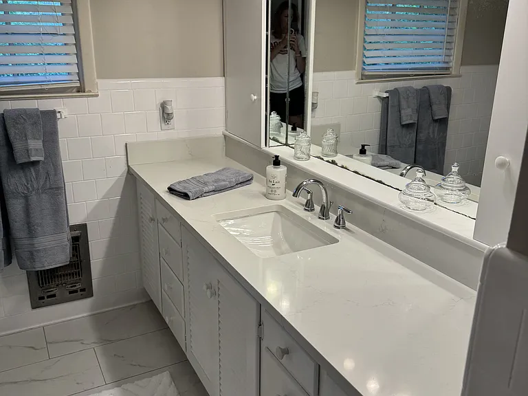 4637 Oakview Dr — Photo 25