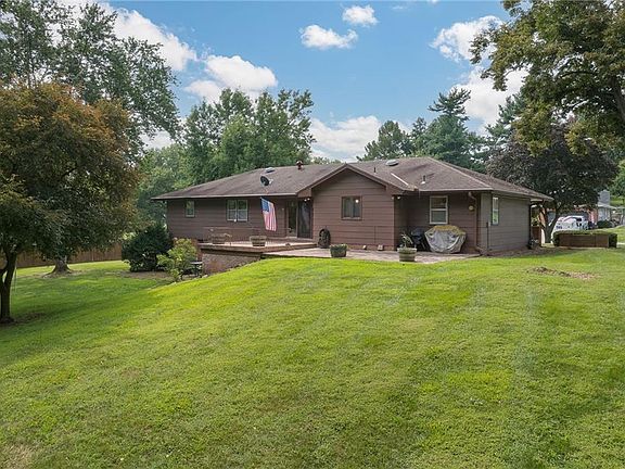 2nd image of 25 Stonecrest Dr