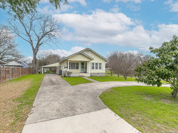 301 GLENARM PL, Balcones Heights, TX 78201