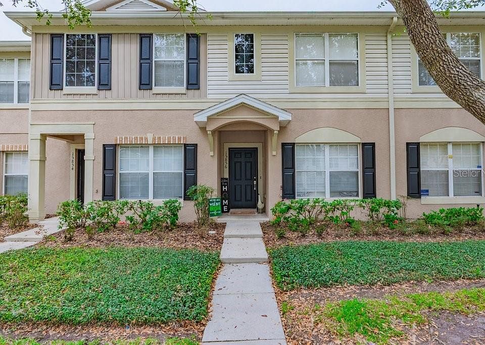 1st image of 15856 Fishhawk View Dr