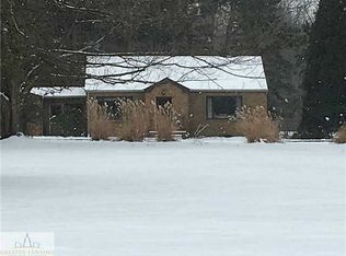 76 E Sherwood Rd, Williamston, MI 48895