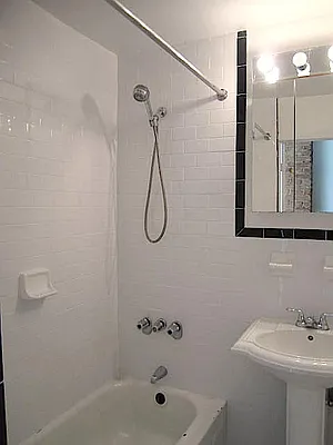 Rented by City Wide Apartments | media 31