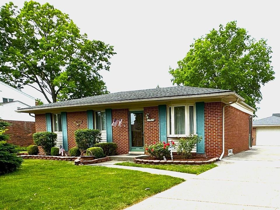 23528 W Fairway Dr, Woodhaven, MI 48183 Zillow