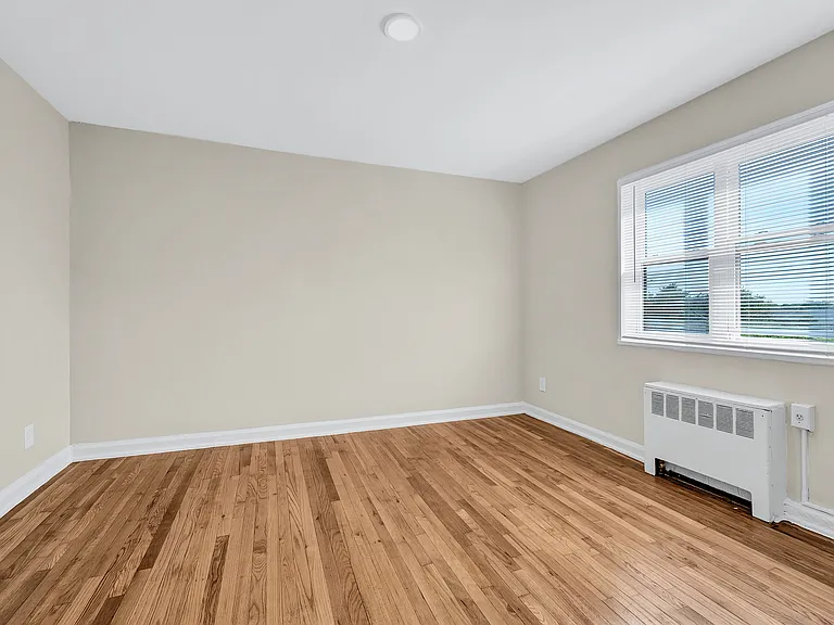 Langley Terrace — Photo 22