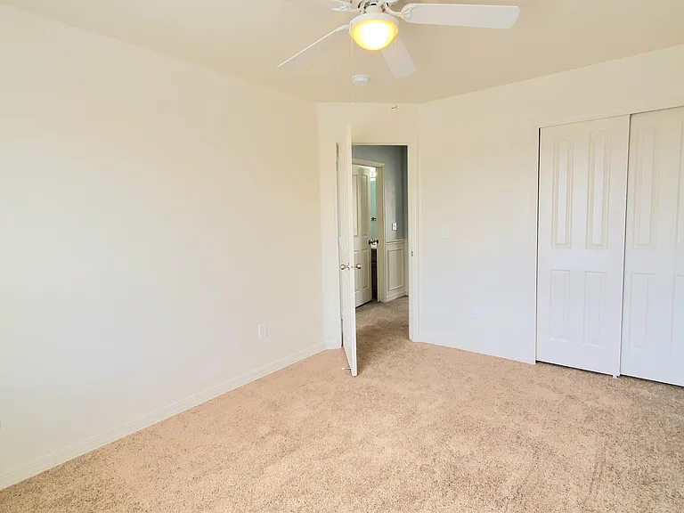 483 E Apple Blossom Ln — Photo 23