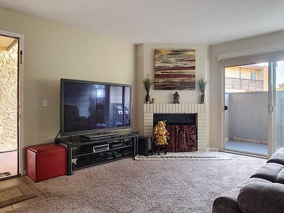 2nd image of 2970 Alta View Dr #101