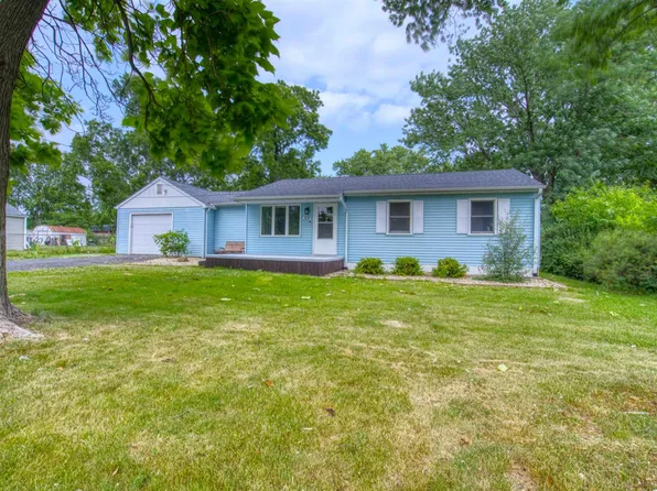 305 Wagner St, Washington, IL 61571