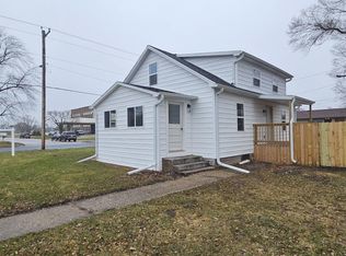 1879 Spruce St, Beloit, WI 53511