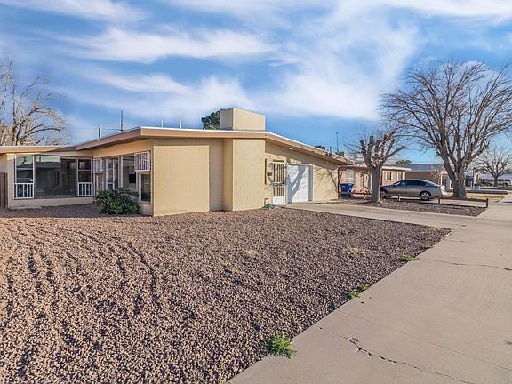 3rd image of 472 Crestwood Pl