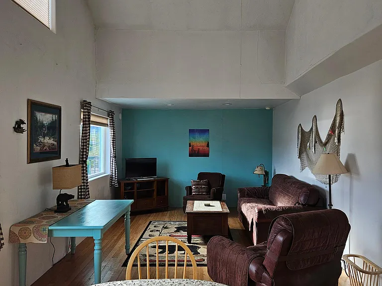 171 2nd St — Photo 9