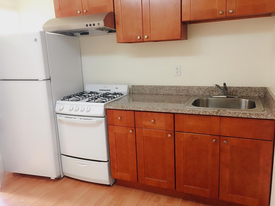 1st image of 2442 38th Ave #2442