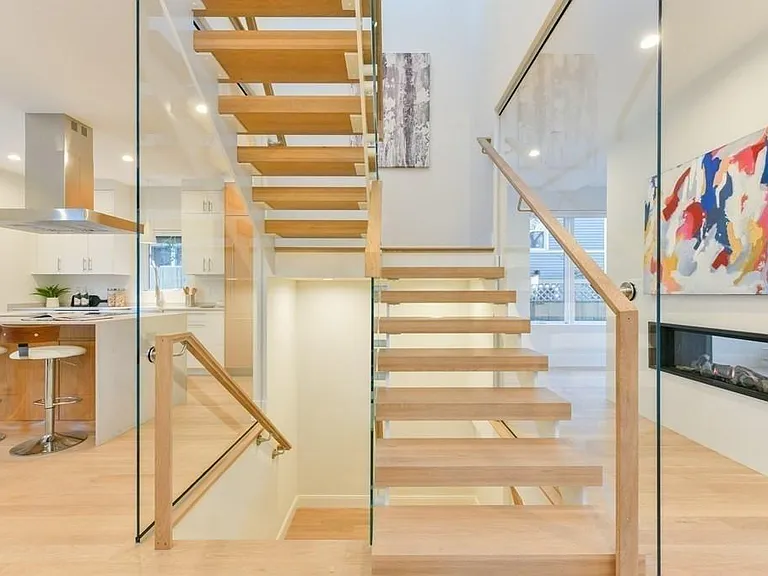 123 Walden St — Photo 1