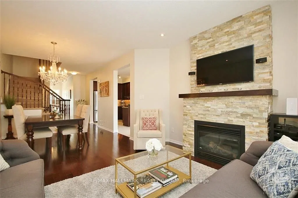 3 bed, $2,550 — Photo 4