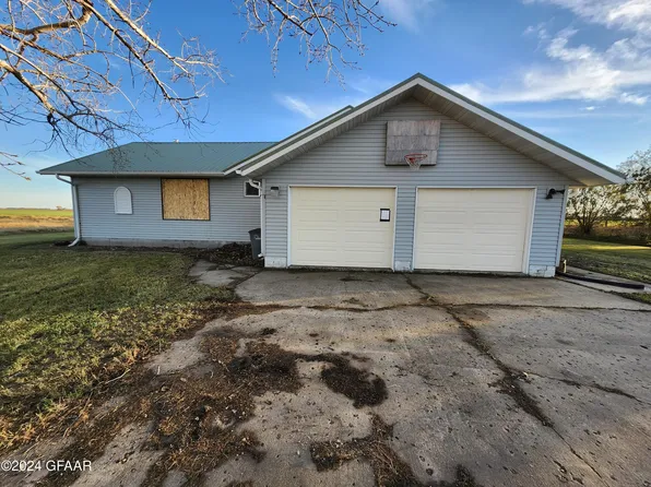 8469 151st Ave NE, Saint Thomas, ND 58276
