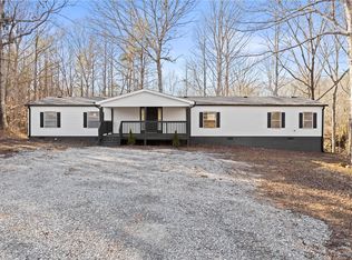 124 Fielding Ln, Fountain Inn, SC 29644