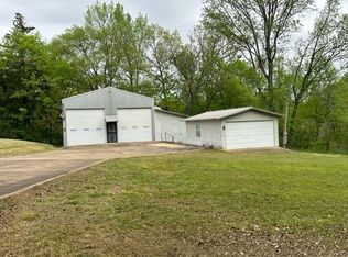 45 Mount Herman Rd, Savannah, TN 38372