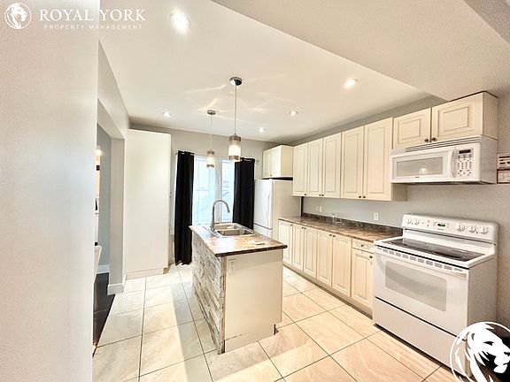 220 Brock St #1, Windsor, ON N9C 2S6 | Zillow