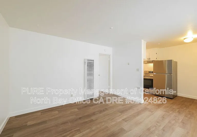 630 Wright St #G — Photo 4