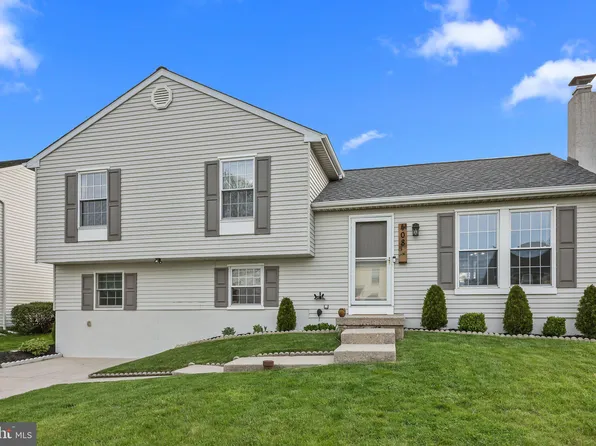 408 Justice Ln, Morrisville, PA 19067