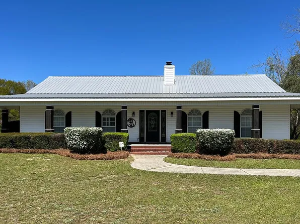 142 Fuller Rd, Dothan, AL 36301