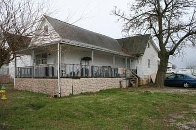 2nd image of 220 Dameron Ave