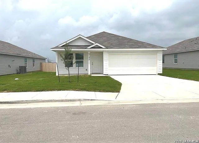 3135 Dispatch Dr — Photo 2