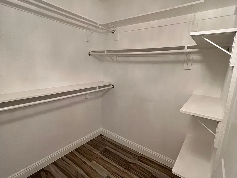 101 Casella Ct — Photo 35
