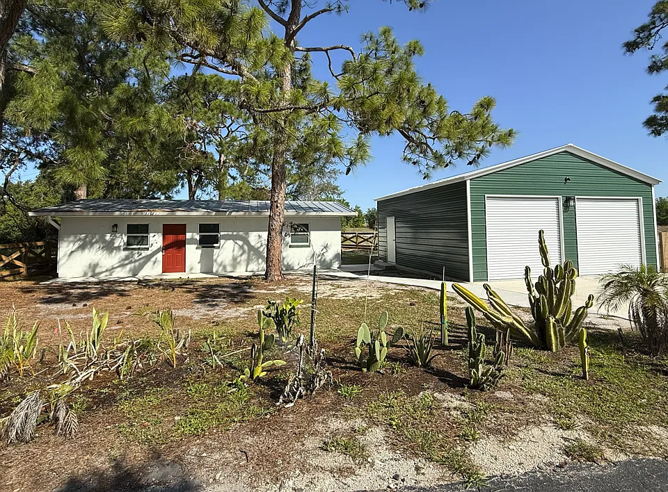 112 Watters Dr