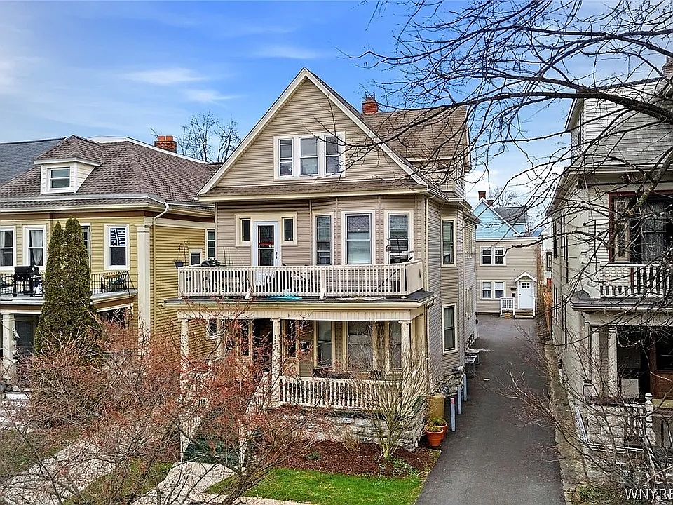1st image of 115 Claremont Ave #3
