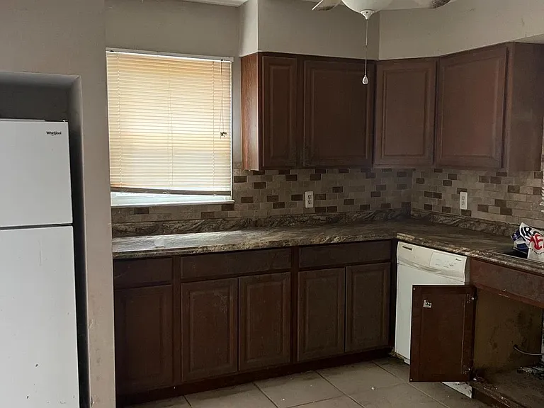 3813 Mount Pleasant Rd — Photo 11