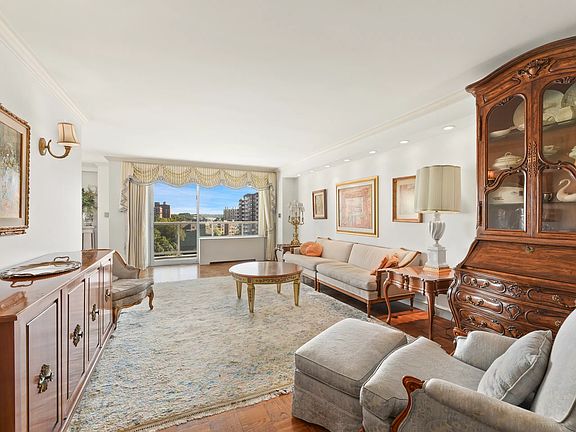 2nd image of 3333 Henry Hudson Pkwy APT 10S