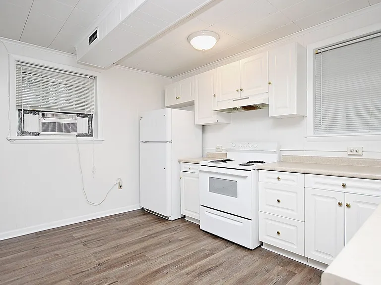2423 Sunset Rd #B — Photo 5