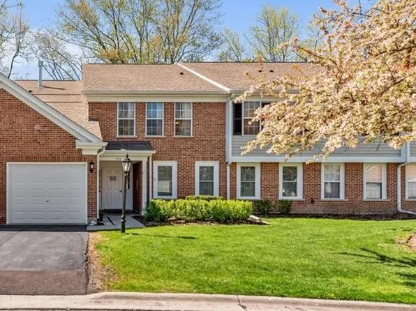 709 Burr Oak Ln APT C, Prospect Heights, IL 60070