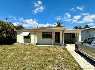 112 SW 2nd Ave, Hallandale, FL 33009