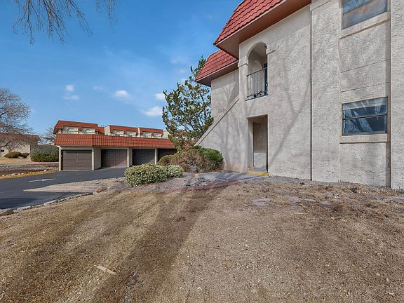 4th image of 823 Country Club Dr SE APT 2E