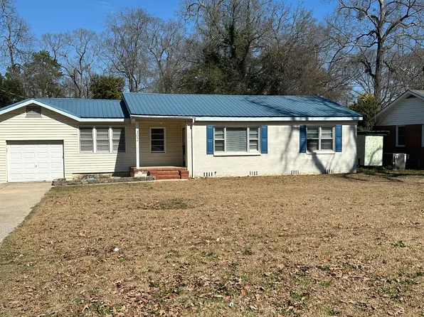 302 Cherokee Dr, Warner Robins, GA 31093
