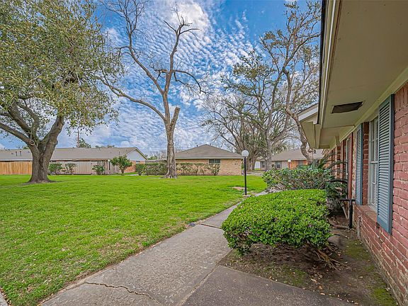 4th image of 1939 Campbell Rd #1939