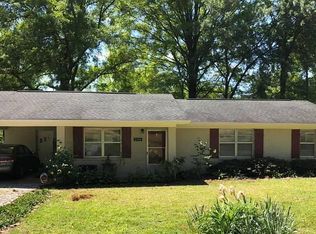 250 Bunch Lake Rd, Mantachie, MS 38855