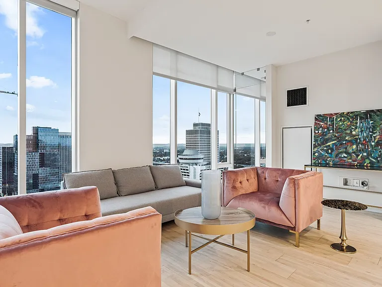 515 Church St #3011 — Photo 4