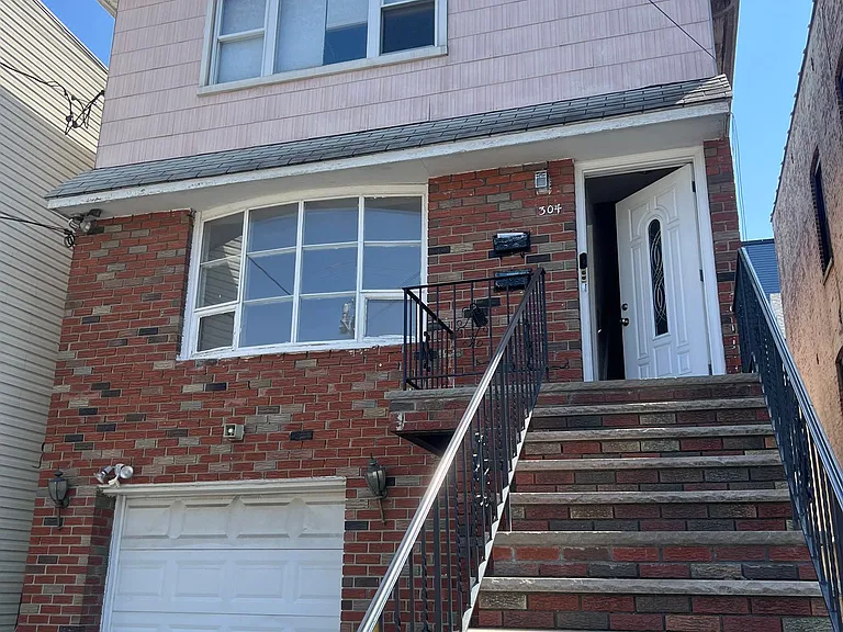 304 Columbia Ave #1 — Photo 14