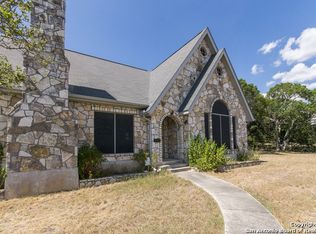 1690 Yaupon Dr, Fischer, TX 78623