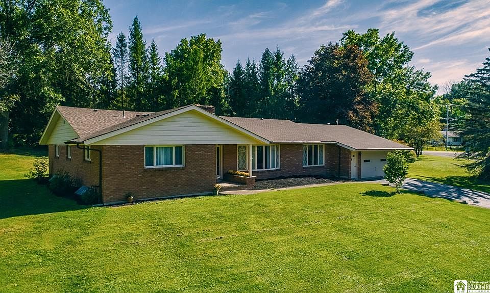 1st image of 151 Westminster Dr