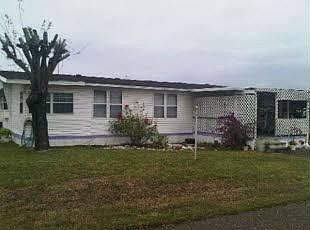 4th image of 1423 Coco Palm Dr