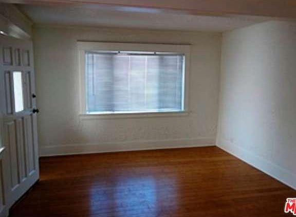 5th image of 6900 De Longpre Ave