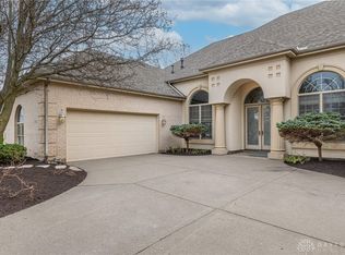1242 Club View Dr, Centerville, OH